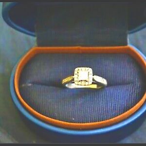 14k leo engagement ring